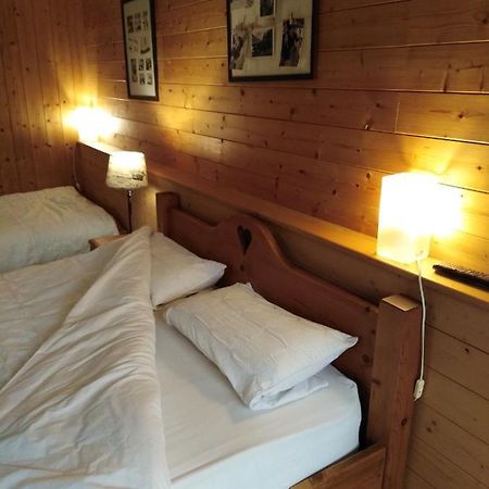 Chalet La Bachole Charancieu Exteriör bild
